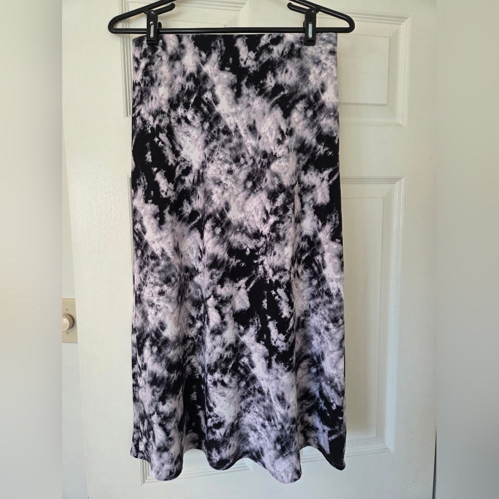 Sanctuary Tie-Dye Maxi Skirt in Black and Pink
